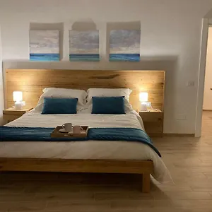Apartament Kaleidos, Neapol